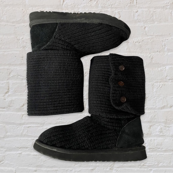 Ugg Australia Classic Cardy Boots - Picture 4 of 11
